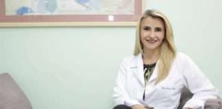 Médica ginecologista especializada em implantes hormonais