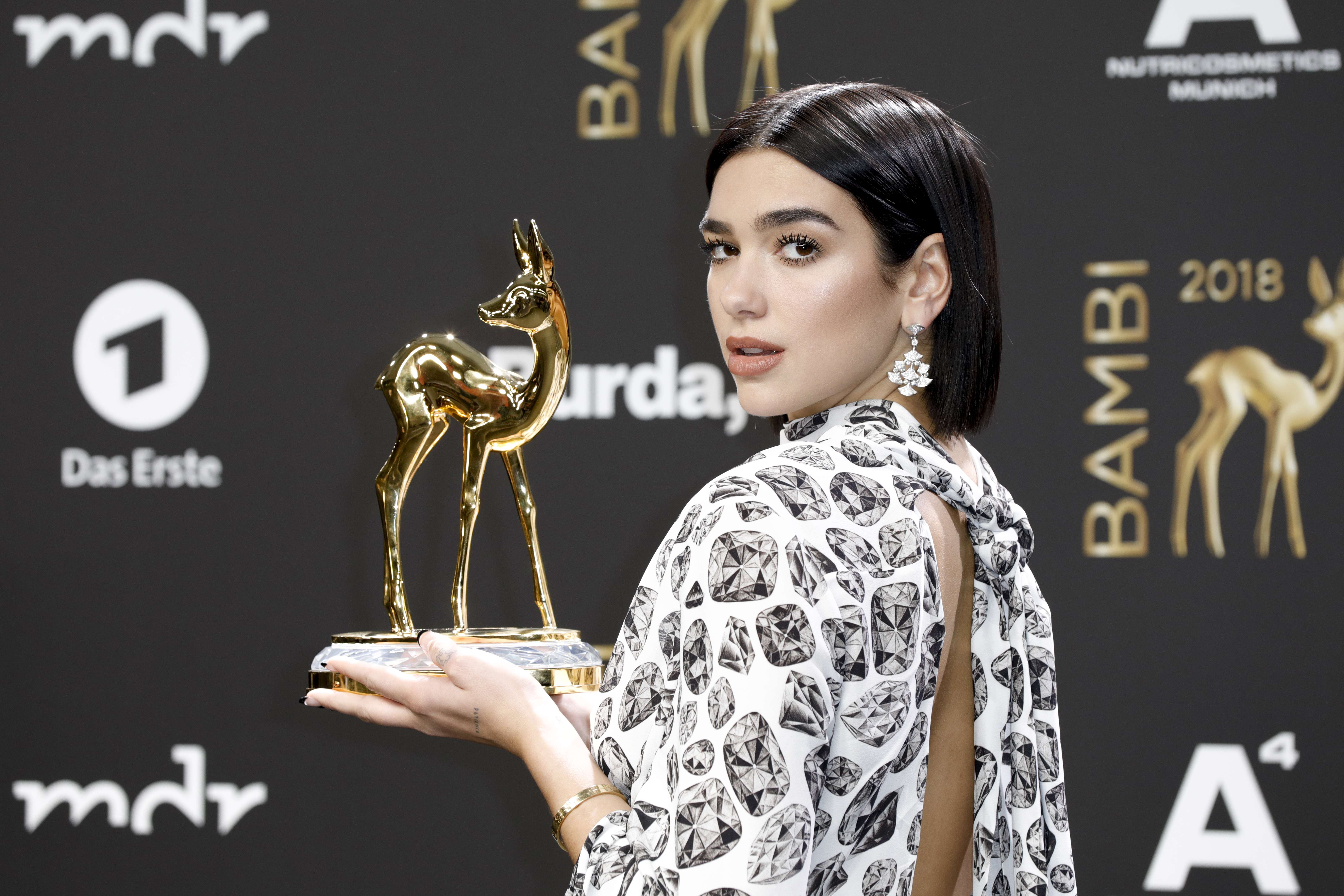 Bambi Awards 2018  e Dua Lipa com jóias Bvlgari