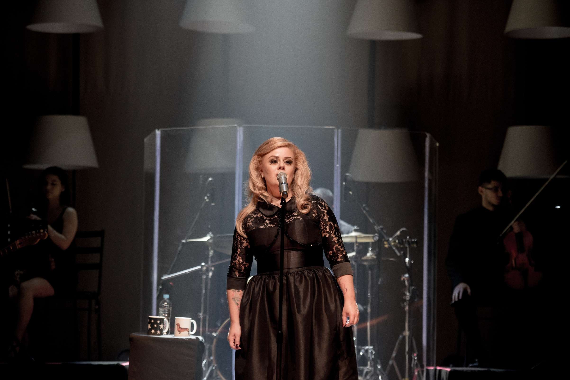 Tributo à cantora britânica Adele no Teatro VillageMall