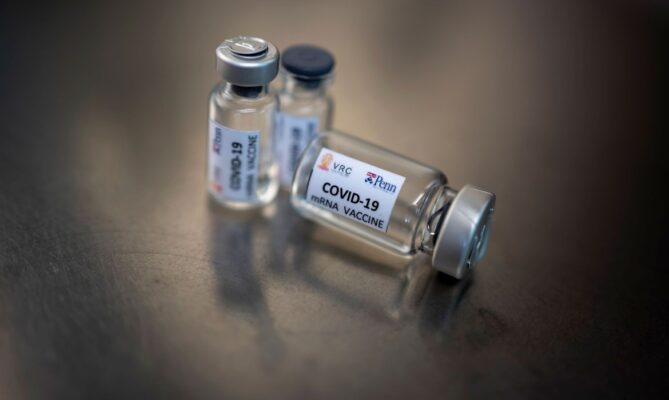 Vacina contra a coronavírus pode estar pronta até o final do ano