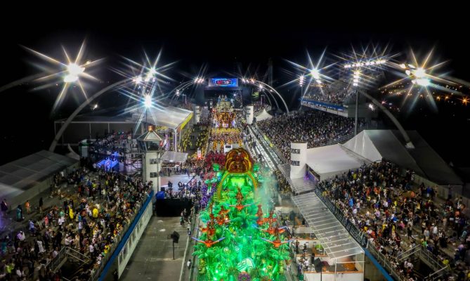 Sambódromo Paulista comemora 30 anos sem carnaval