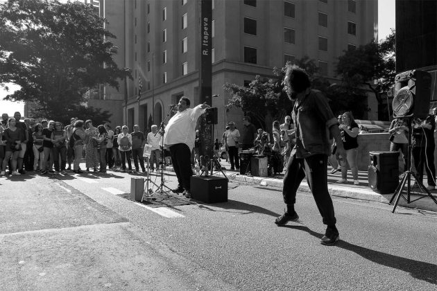 Primeira exposição fotográfica na Avenida Paulista destaca a arte de rua