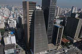 Vendas reais da indústria paulista caíram 4,2% em setembro