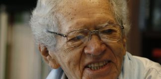 Morre o poeta amazonense Thiago de Mello, aos 95 anos