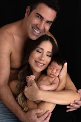 Cantora Luana Monalisa e sua pequena Marthina