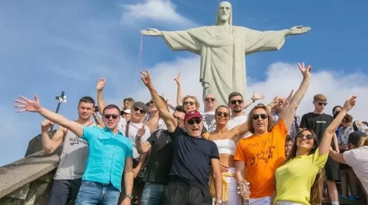 Coro russo Turetsky & Sopranos na Praça Mauá