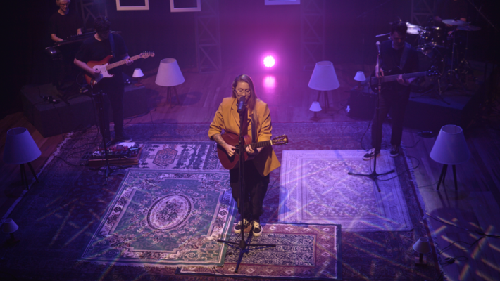 Luana Berti lança seu primeiro álbum “Acústico Luana Berti"