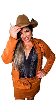Cantora Glaucia Mel com sua turnê em Recife