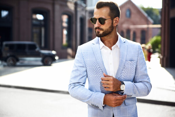 Sem paletó publica 5 dicas de moda masculina