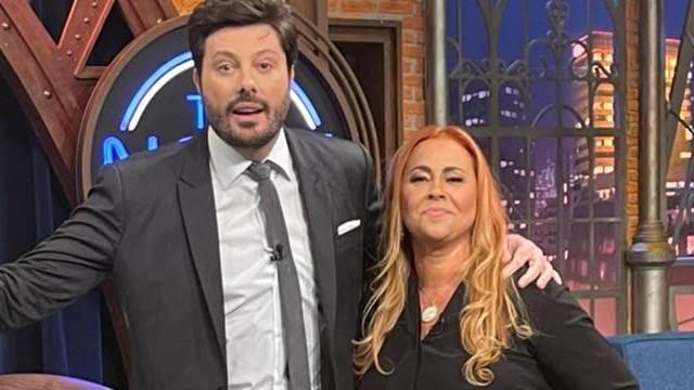 GRACIENNE MYERS conquista a América