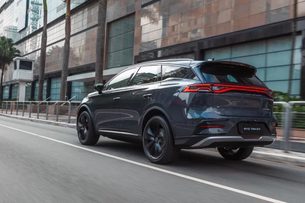 BYD Tan 2025 e autonomia para conquistar a estrada