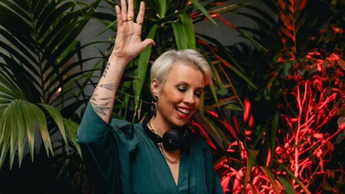 DJ Brasileira