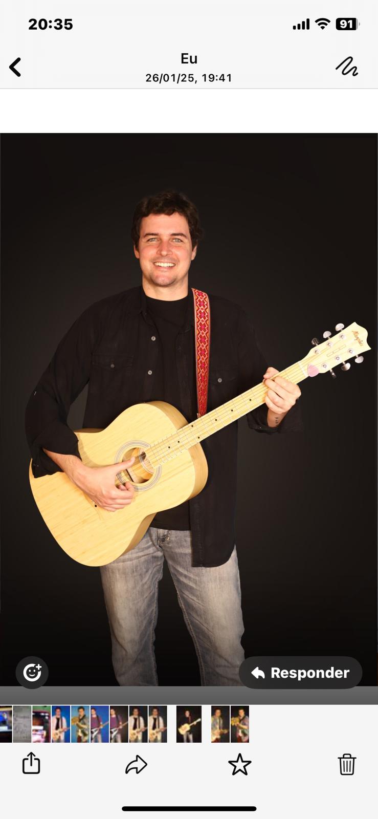 “Só Alegria” de Felipe Dylon.