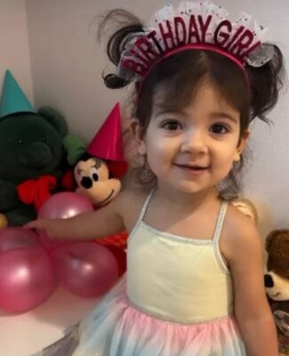 Modelo goiano celebra aniversario de sua filha em NY.