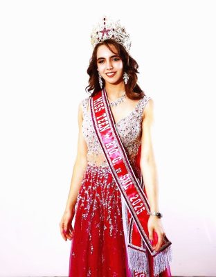 Stella Zorzo, estudante de Medicina, é eleita Miss Teen RS