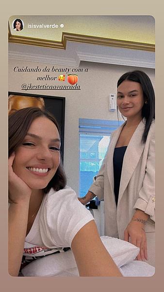 Isis Valverde investe em protocolo exclusivo da JK Estética