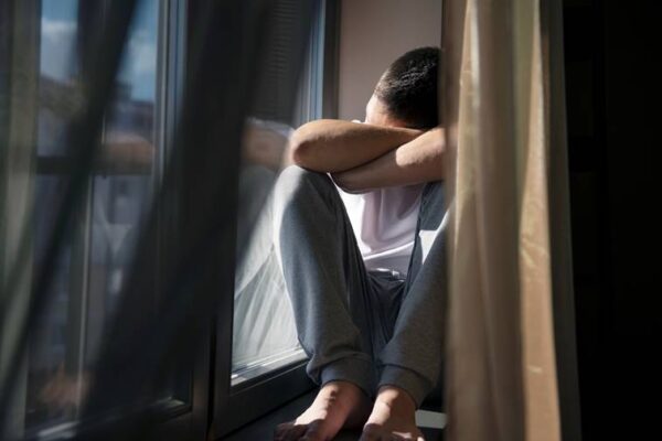 Nova esperança a pacientes com depressão resistente
