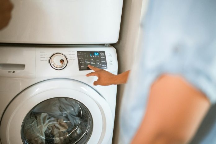 Máquina de lavar 10kg, 12kg ou 15kg: qual o tamanho ideal para sua família?