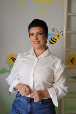 Dra. Carol Cavalcante: Referência em Desenvolvimento Infantil Humanizado