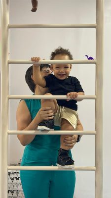 Dra. Carol Cavalcante: Referência em Desenvolvimento Infantil Humanizado