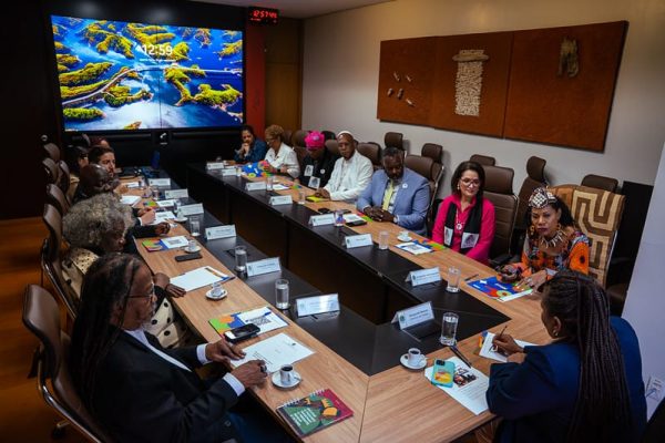 Rainha Diambi conclui visita oficial ao Brasil