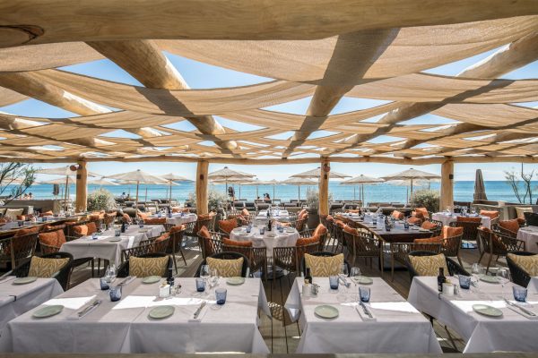 Byblos Saint-Tropez inicia uma nova temporada Byblos Saint-Tropez inicia uma nova temporada