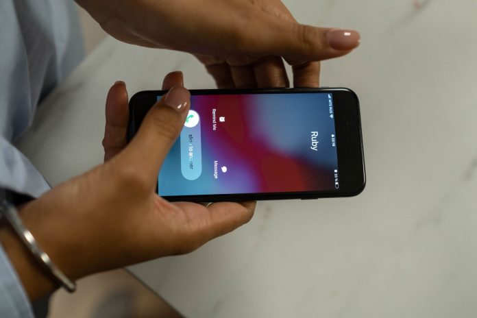Prospecção por telefone esbarra em 14 milhões de números bloqueados e na desconfiança do consumidor