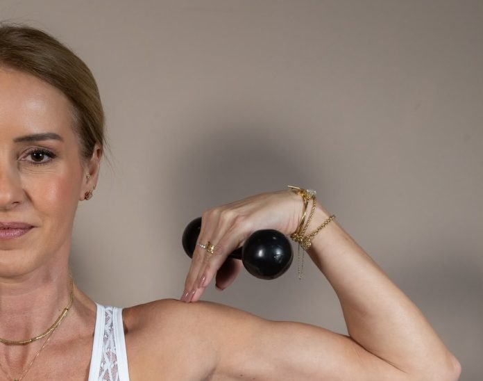 Cristina Valdez Borgmann: a metodologia que transforma o Pilates Clássico em conhecimento, precisão e consciência corporal